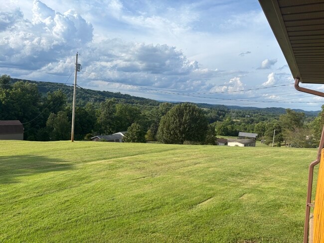 Building Photo - 350 Kitzmiller Rd