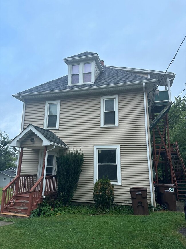 Building Photo - sce633