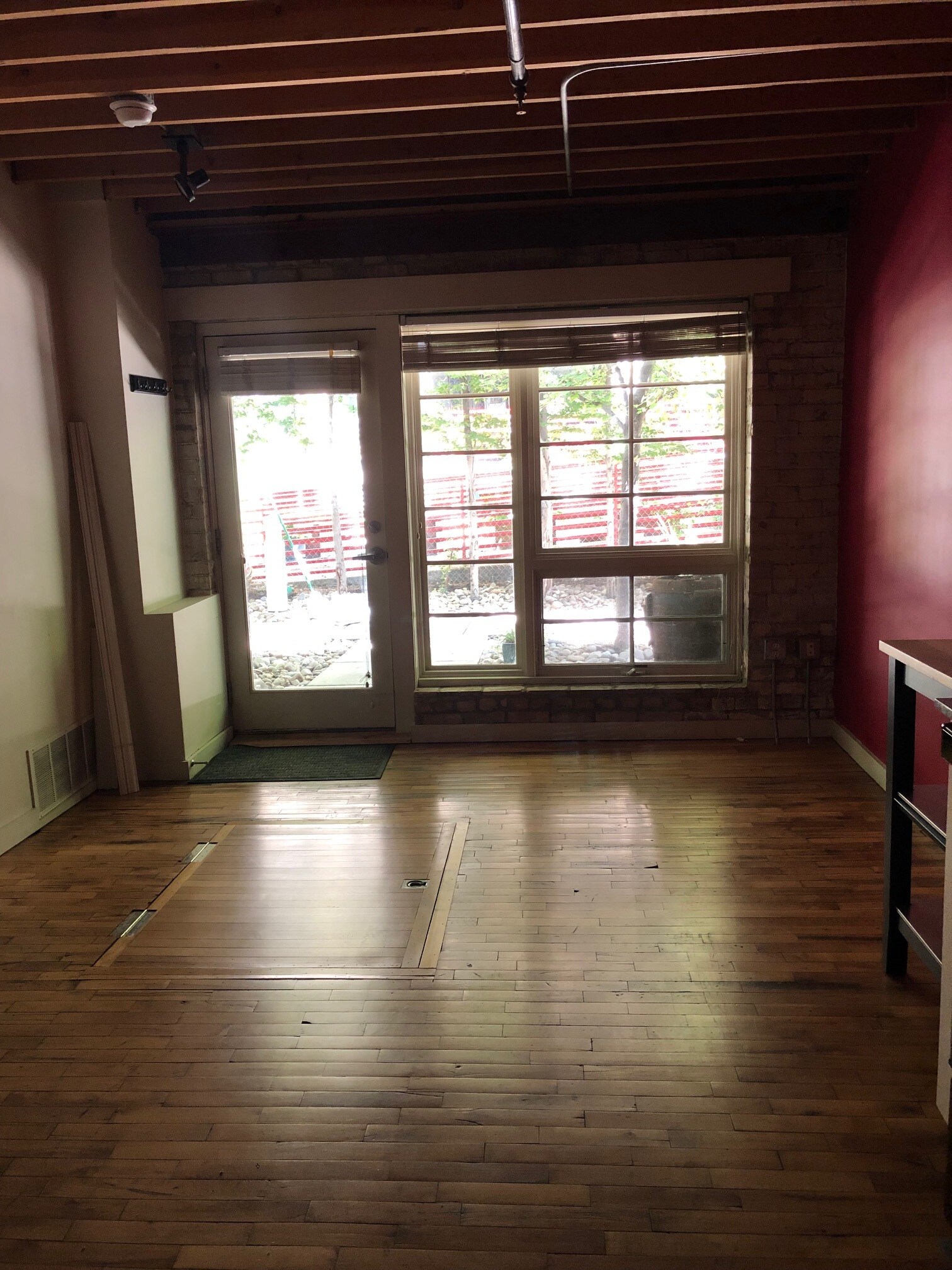 Building Photo - 346 Pierpont Avenue
