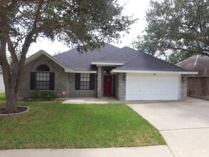 Building Photo - 3B/2B Mcallen ( Ware and Lark )