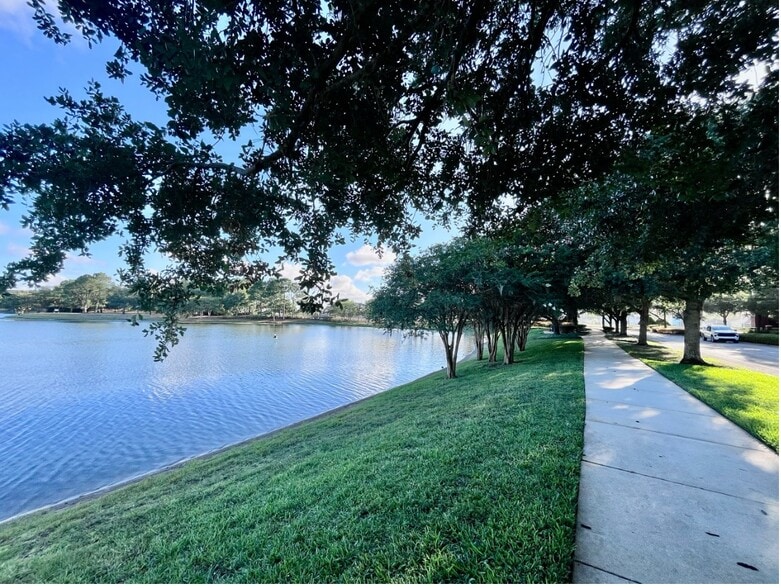 Building Photo - 1514 Fieldview Dr