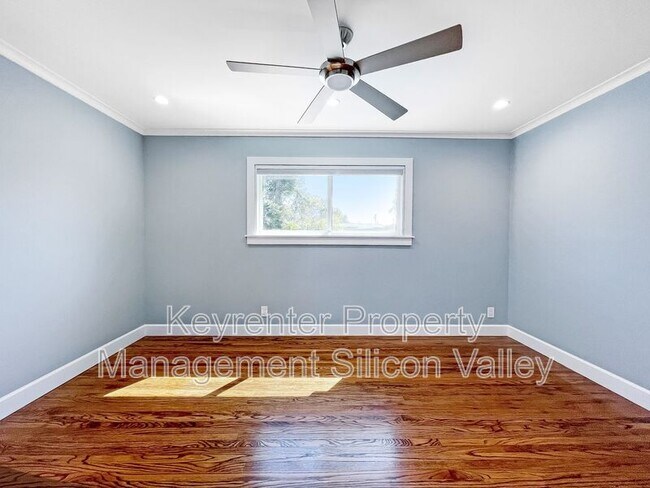 Building Photo - 1214 Park Heights Dr