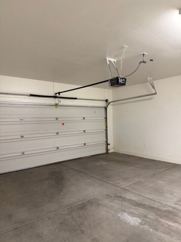 Building Photo - 2286 W Gold Dust Ave