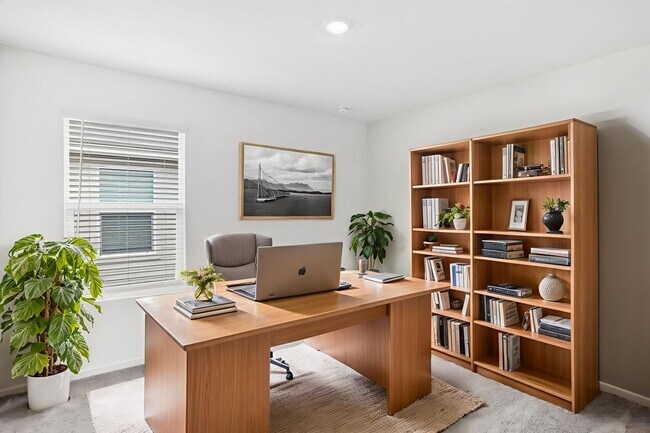 Building Photo - 835 Madrono Dr