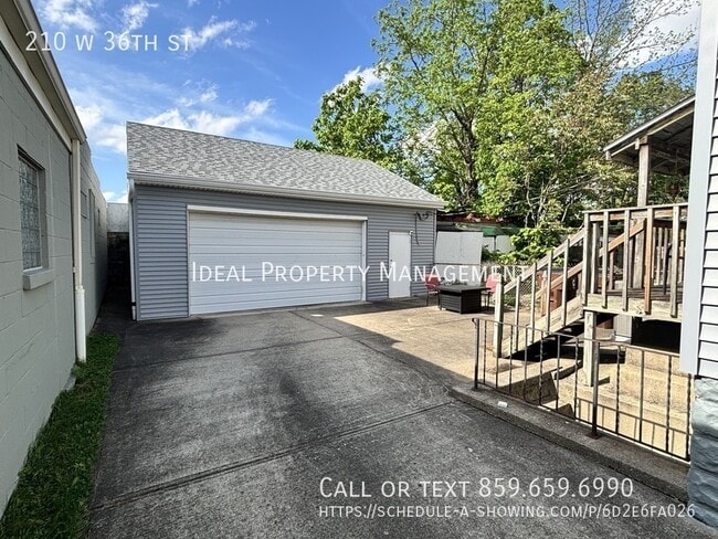 Building Photo - 210 W 36th St