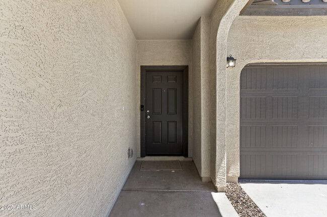 Building Photo - 390 S Verdad Ln