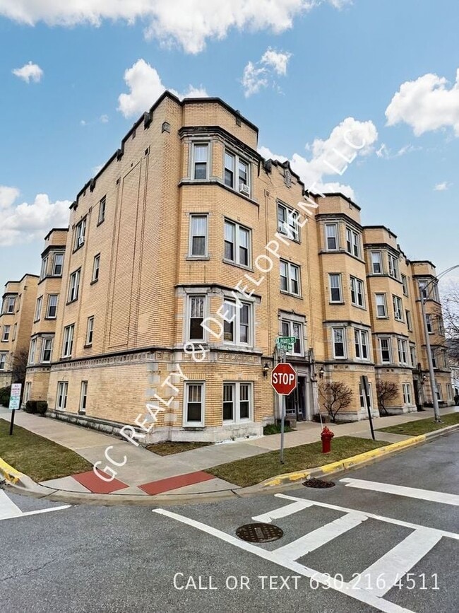 Primary Photo - 7438 Adams St
