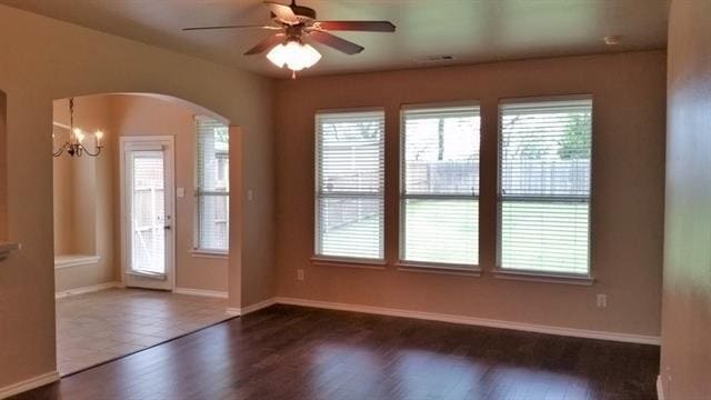 Building Photo - 806 Bens Dr