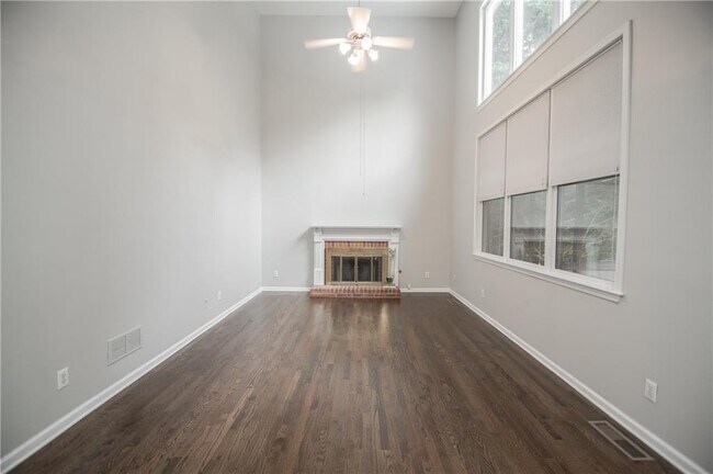 Building Photo - 755 Sheridan Ridge Ct