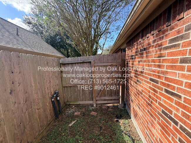 Building Photo - 1299 Ocean Manor Ln