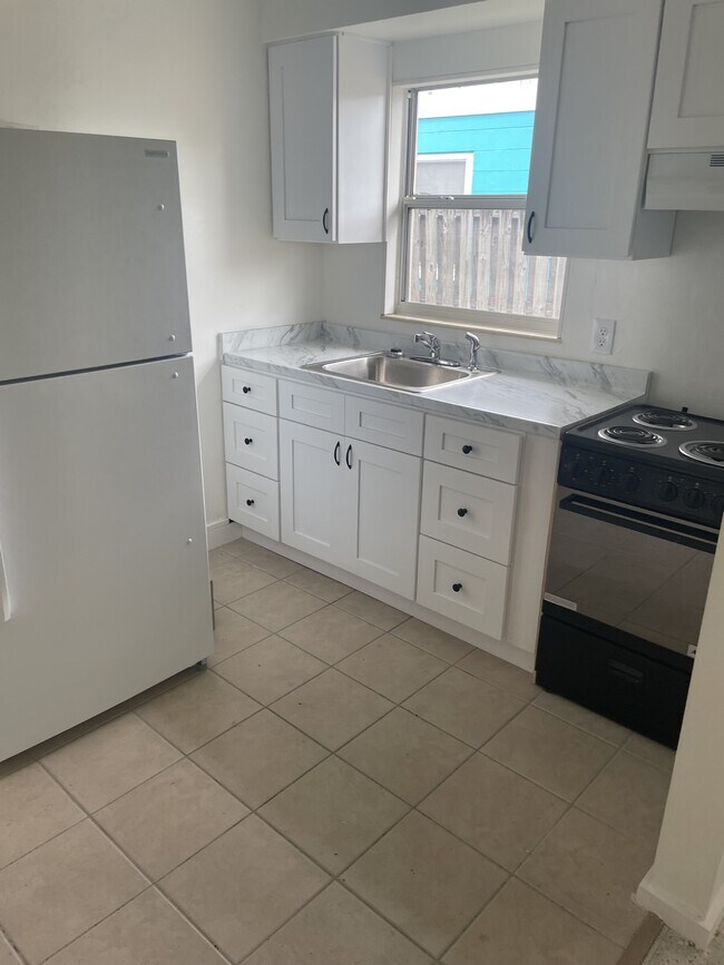 Building Photo - 11135 2nd St E