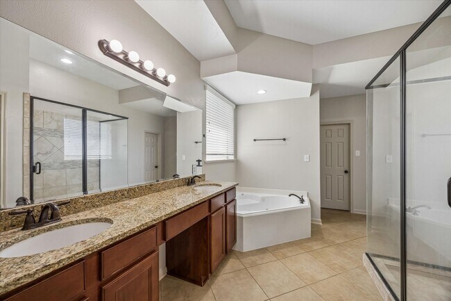 Building Photo - 6302 Pepper Hollow Ln