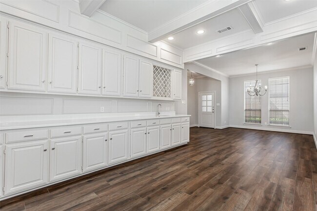 Building Photo - 2117 Promontory Point