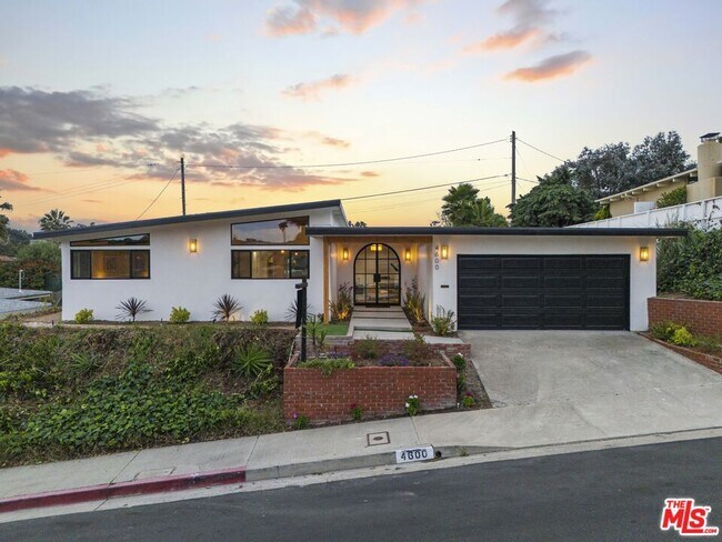 Building Photo - 4600 Don Quixote Dr
