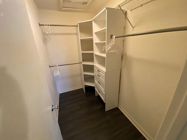 Building Photo - SEASONAL RENTAL or ANNUAL LEASE in The Village of Duval 2 Beds, 2 Bath + den home, Pets OK.