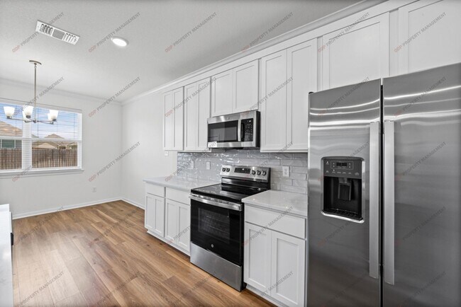 Building Photo - 8114 Timber Holw Ln