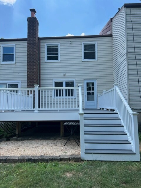 Building Photo - 307 Birch Dr