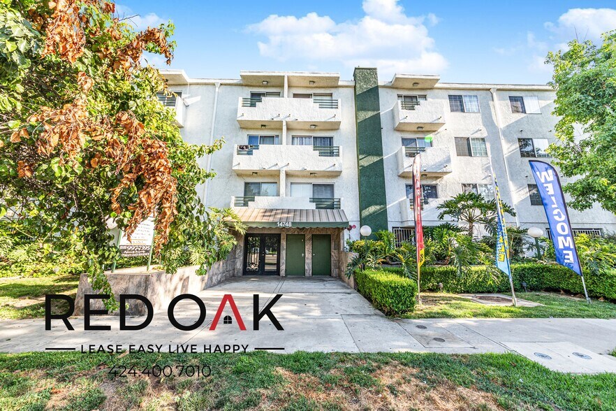 Building Photo - 14748 Burbank Blvd