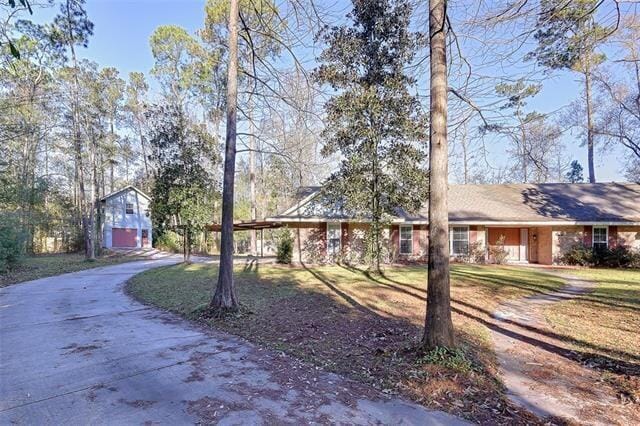 Building Photo - 117 D'Evereux Dr