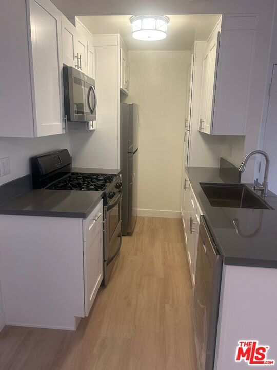 Building Photo - 3603 Mentone Ave