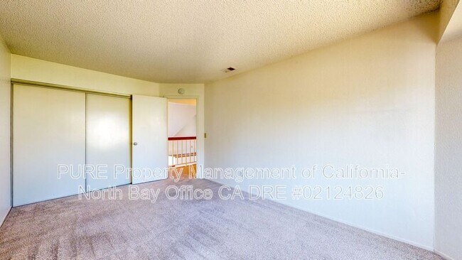 Building Photo - 7474 Mercedes Way