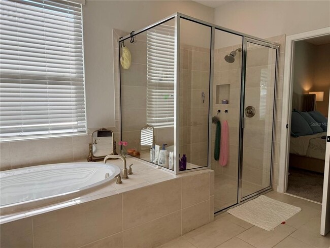 Building Photo - 2679 Ridgetop Ln