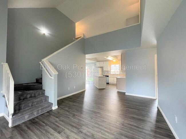 Building Photo - 2756 Revere Ln