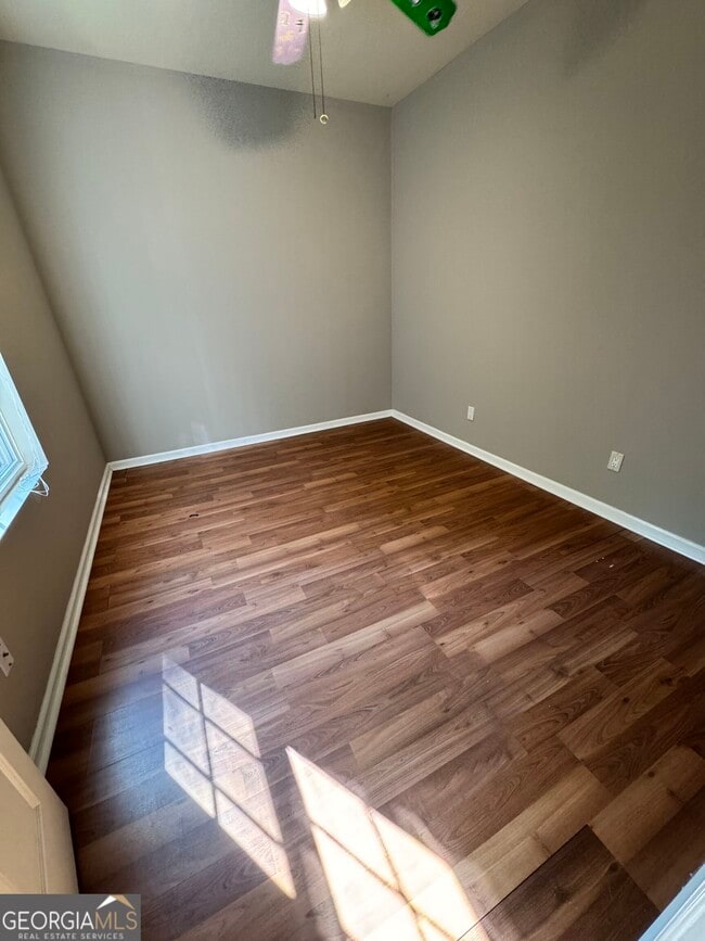 Building Photo - 376 Pointe Cir