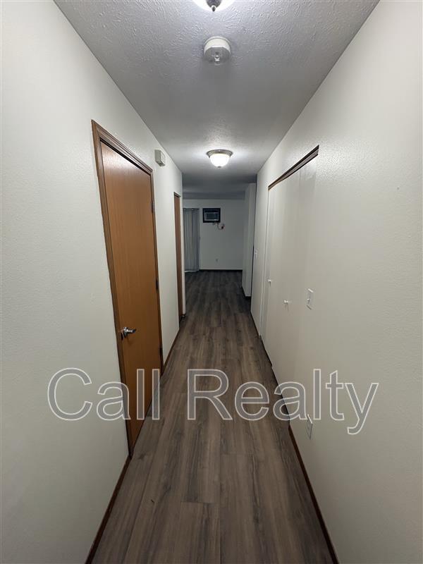 Building Photo - 13424 E Skyview Ave