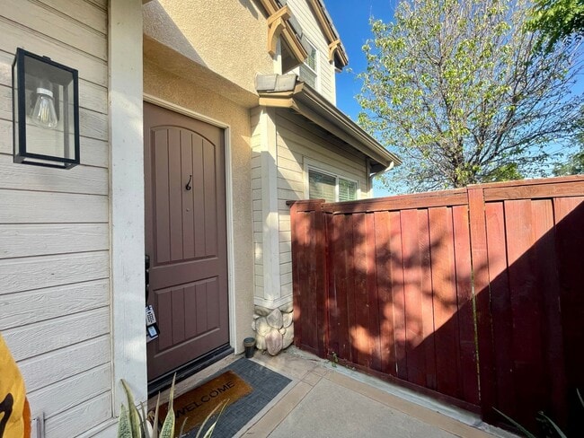 Building Photo - Glenwood, Riverside Gated Community