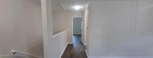 Building Photo - 1573 Biscayne Bay Dr