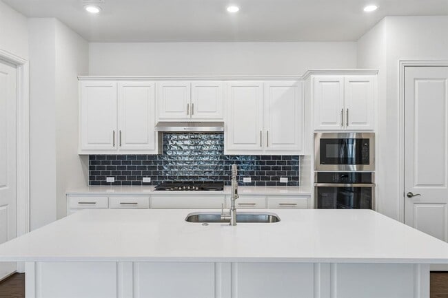 Building Photo - 5208 Watusi Bend