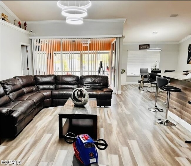 Building Photo - 1816 Tomaso Ave