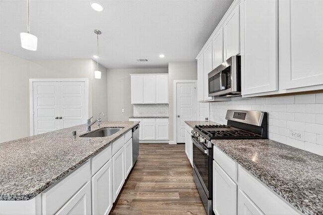 Building Photo - 21619 Coral Mist Dr