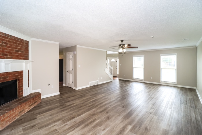 Building Photo - 1858 Carlyn Cove