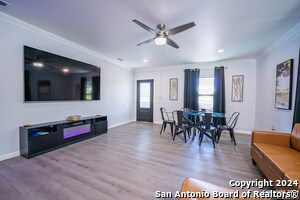 Building Photo - 555 Hansford St