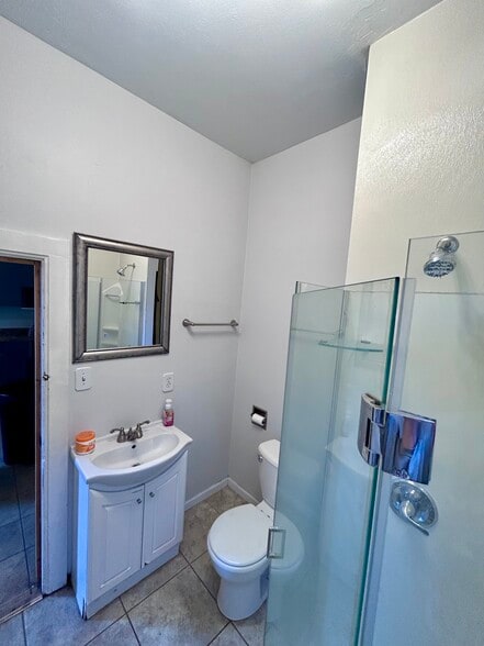 Bathroom - 212 7th Ave SE
