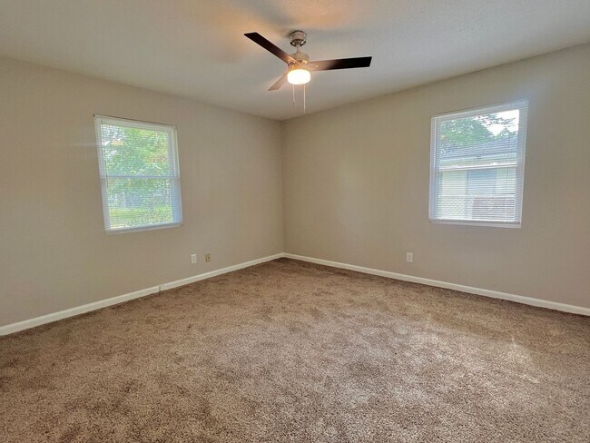Building Photo - AVAILABLE NOW [NO PETS PERMITTED]