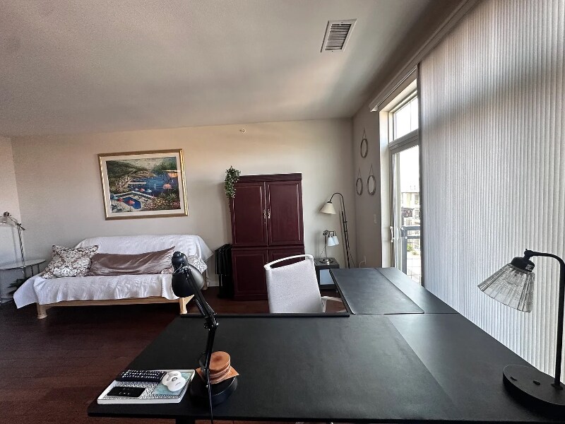 Building Photo - 13598 Via Varra