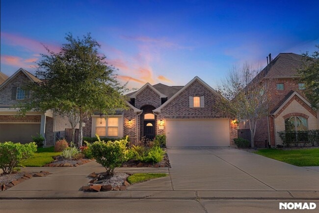 Building Photo - 2010 Silver Moon Dr