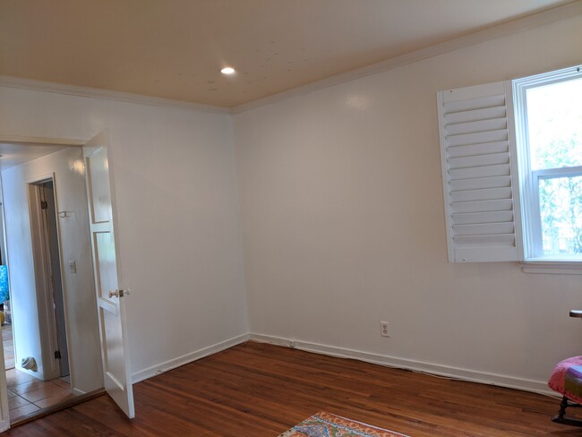 corner view of 2nd room - 3771 Boise Ave