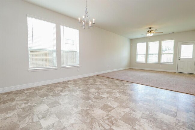 Building Photo - 40634 Guillemont Ln