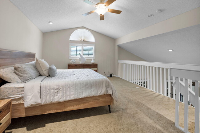 Building Photo - 15321 Strathearn Dr