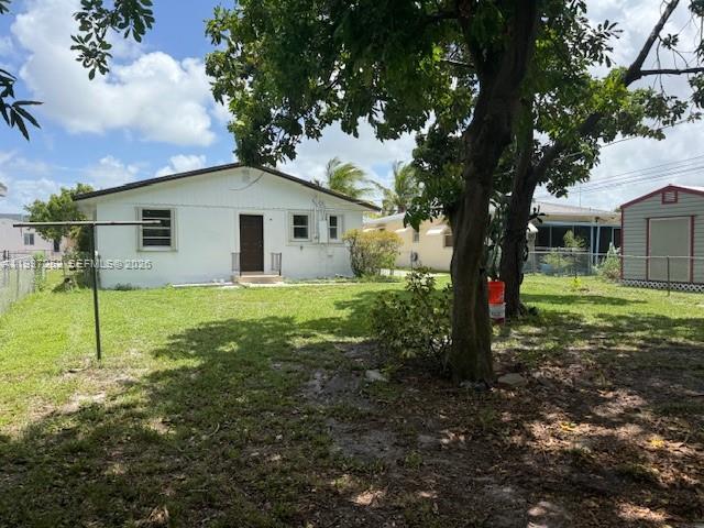 Building Photo - 2711 Dewey St