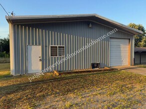 Building Photo - 1,600 Sq Ft Shop Space in Midway, AR – Inc...