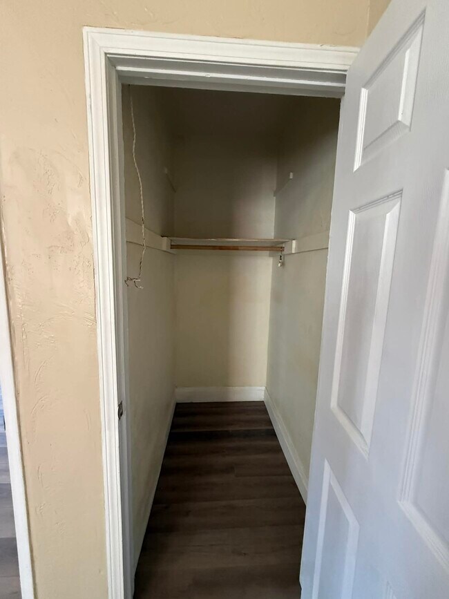 Building Photo - The Georgian