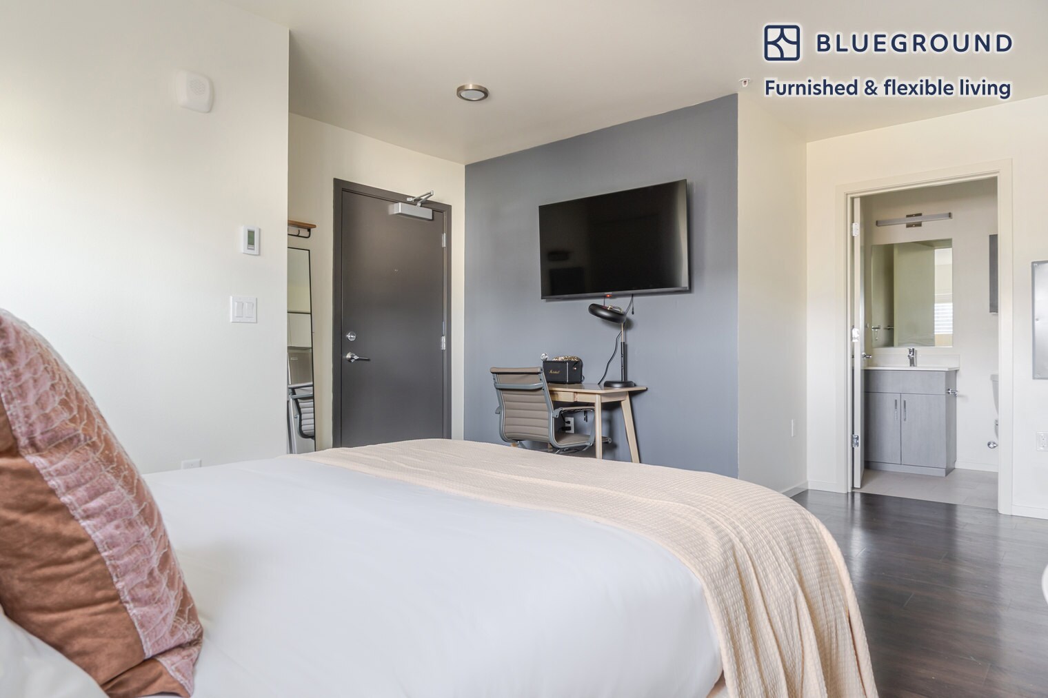 Building Photo - 5001 Brooklyn Ave NE