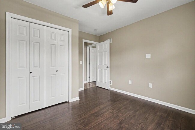 Building Photo - 335 Cindy Dr