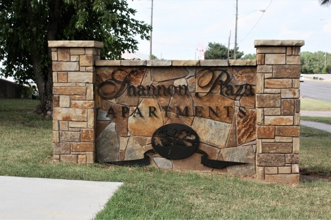 Primary Photo - 415 S Haverhill Rd