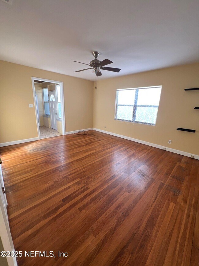 Building Photo - 1359 Stimson St